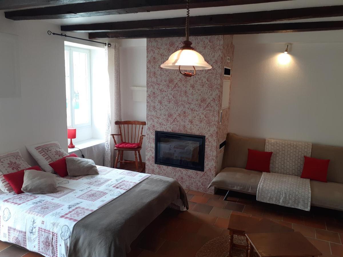 Beaumont  Le Petit Bretigny旅馆 外观 照片